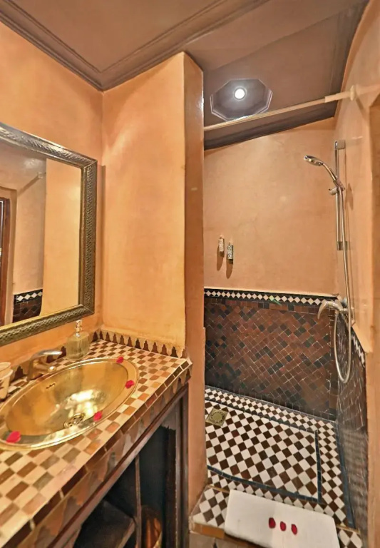 Superior Double room (full double bed)