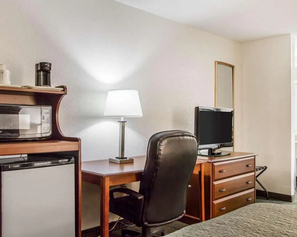 Quality Inn — 5