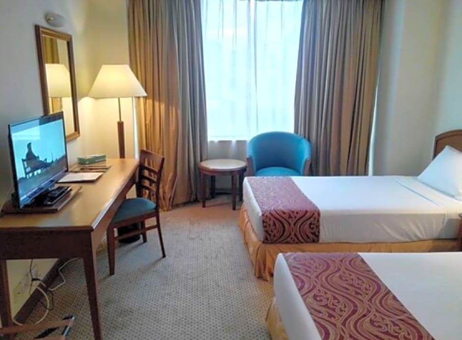 Mandarin Court Hotel