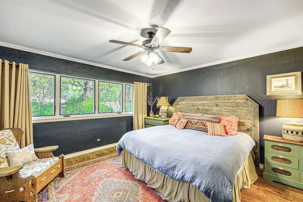 Del Rio Home w/ Large Yard, BBQ + Fireplace! — фото 5