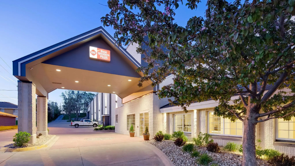 Best Western Plus Longbranch Hotel & Convention Center - Chambres