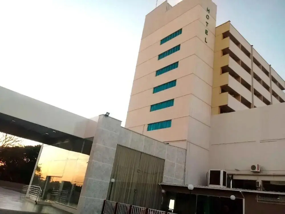 House Inn Hotel