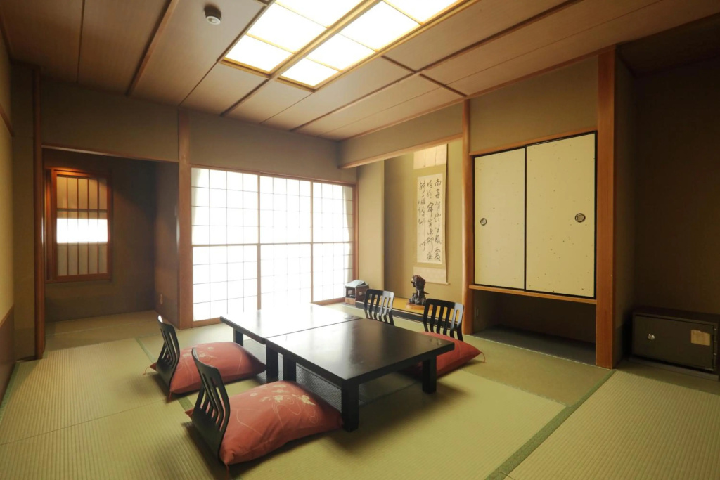 Hotel Futaba — 4