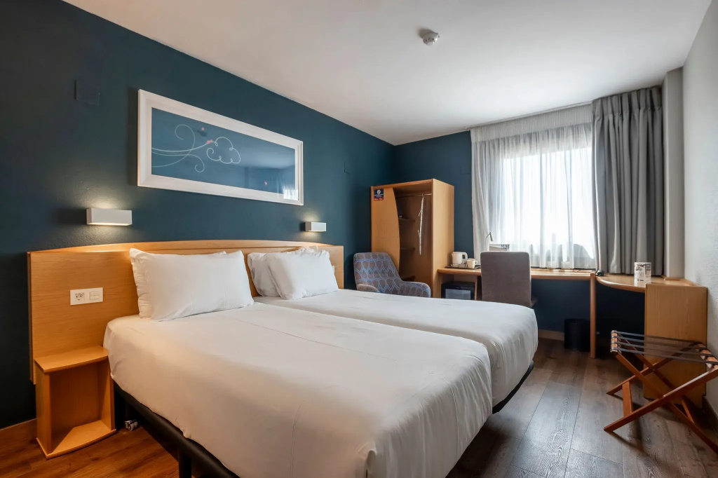Travelodge Alicante Puerto - Chambres