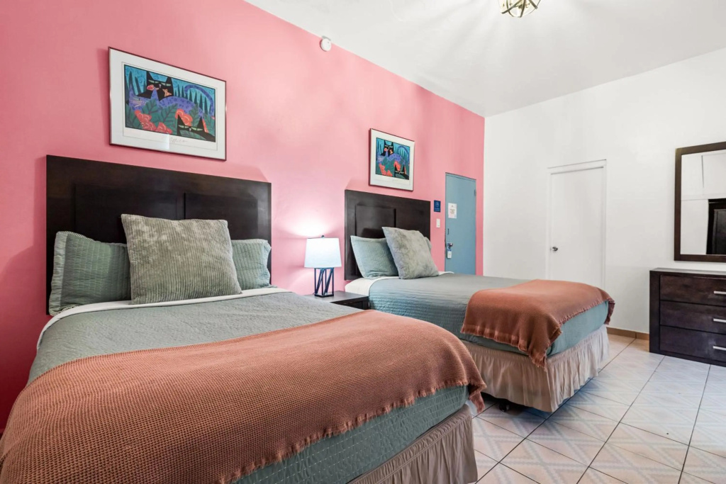 Borinquen Beach Inn — 2