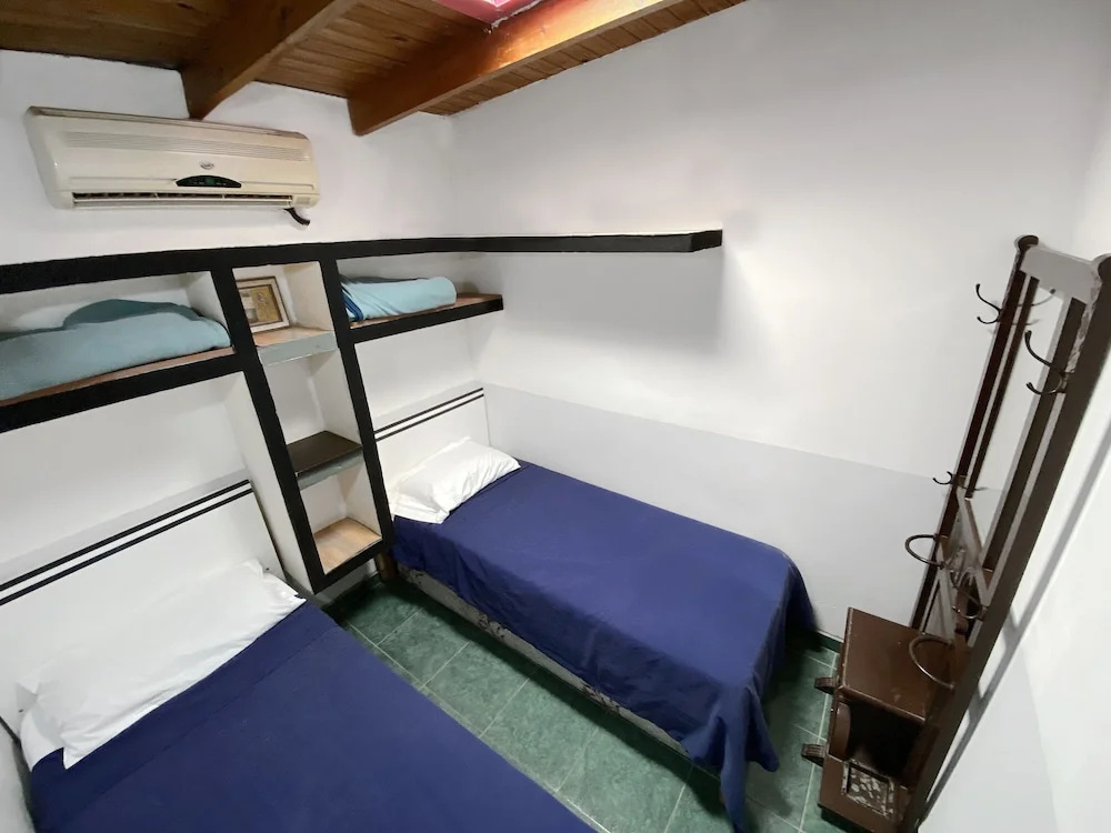 Economy Double room (twin beds)