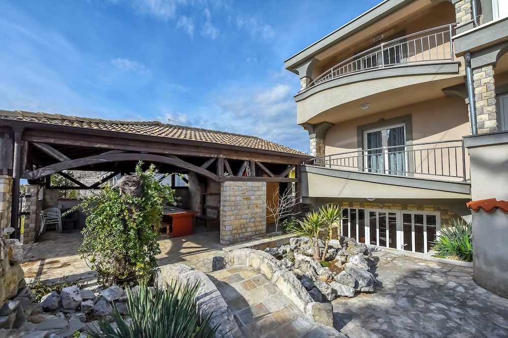 Hotel photo 32