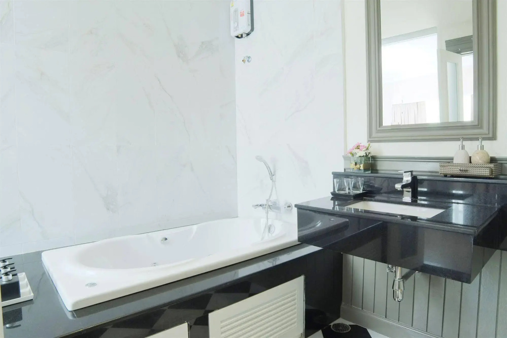 The Raya Surawong Bangkok - Général