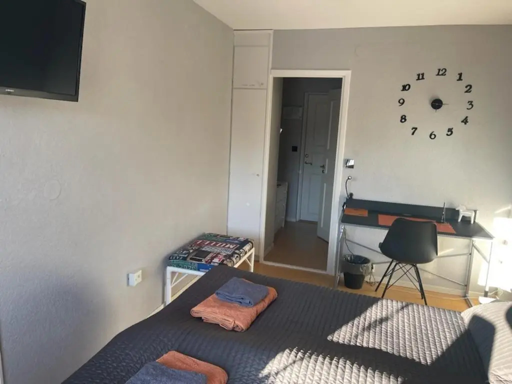 Standard Double room (full double bed)