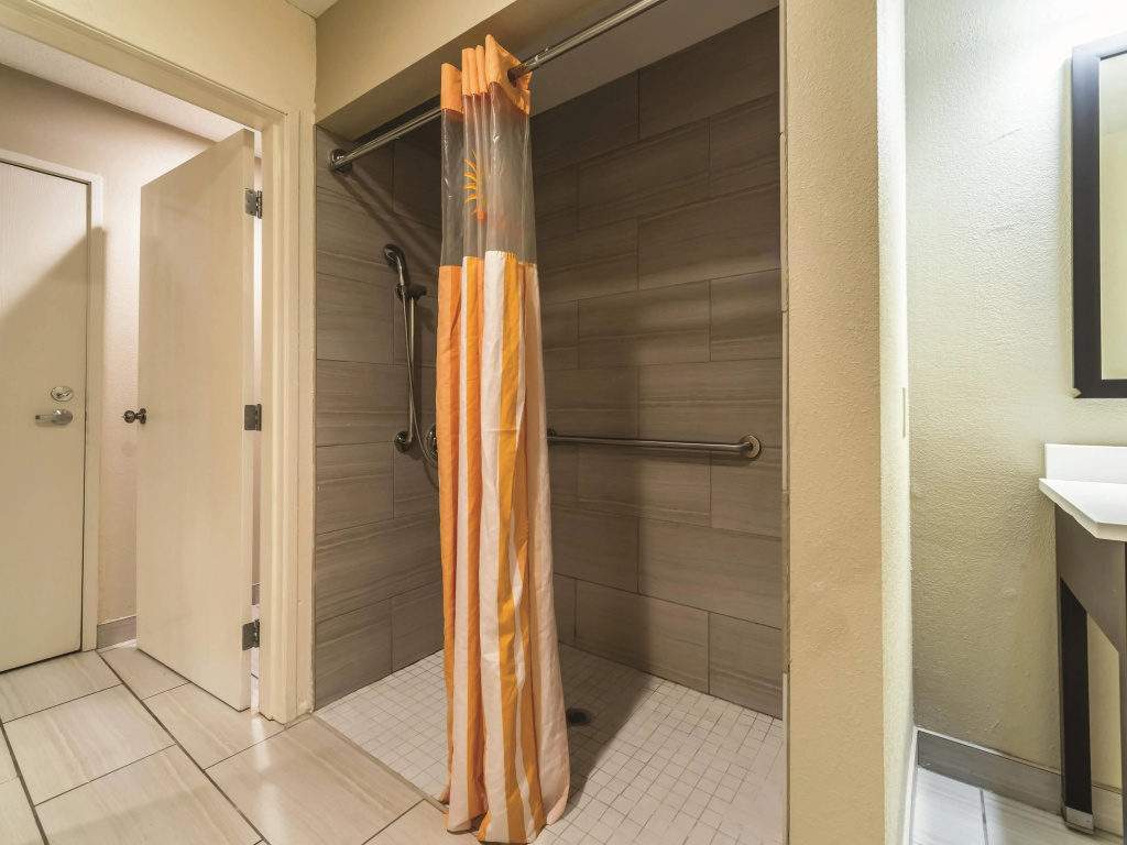 La Quinta Inn & Suites by Wyndham Collinsville - St. Louis - Général