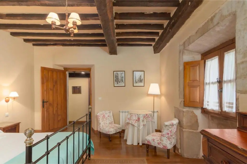 Casona De La Salceda - Chambres