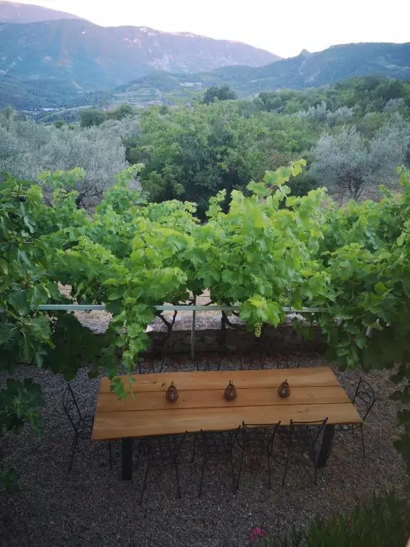 Voir la photo 2 — Secluded House with Amazing View And Swimming Pool