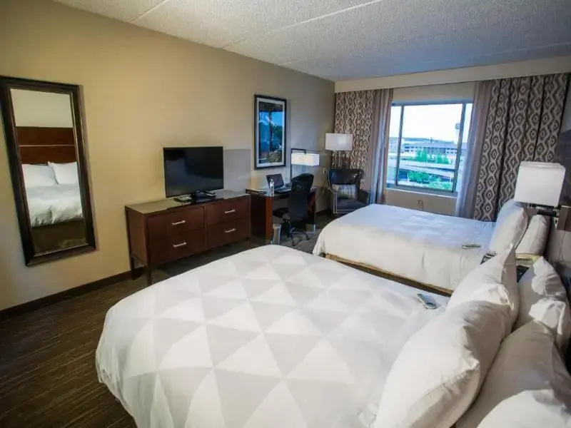 Wyndham Moline on John Deere Commons - Chambres
