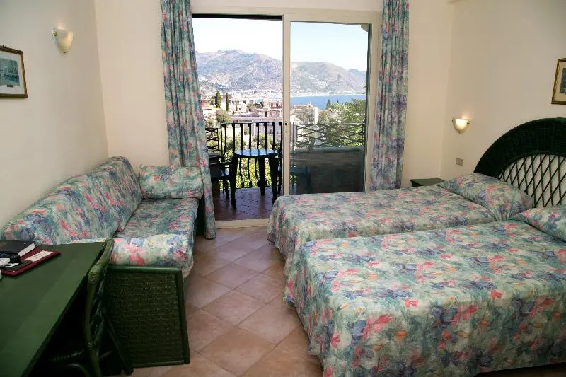 三人間，附設露臺