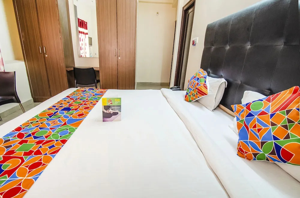 FabExpress Namo Suites - Chambres