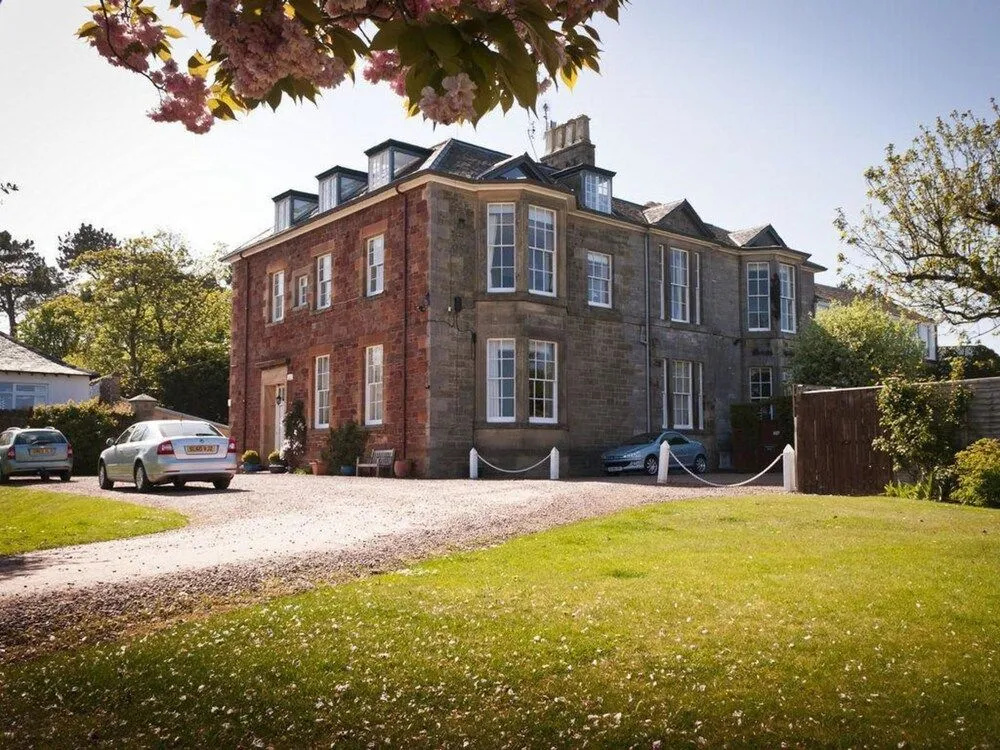 Inchgarry Court Main