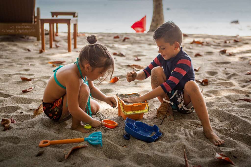 Arenas Del Mar Beachfront & Rainforest Resort picture