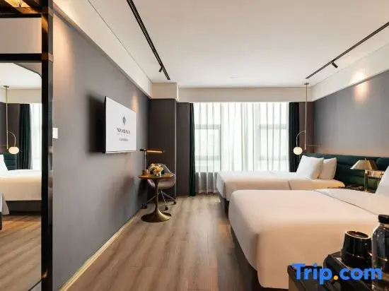 Standard Double room with river view (twin beds)