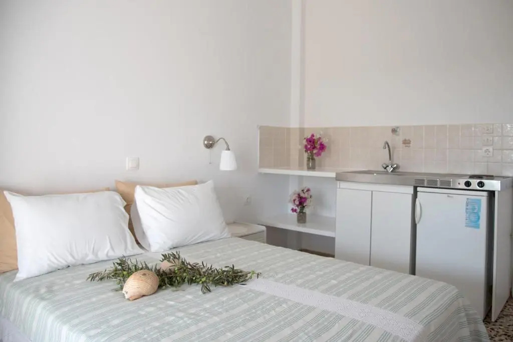 Flora & Agelos Studios - Chambres