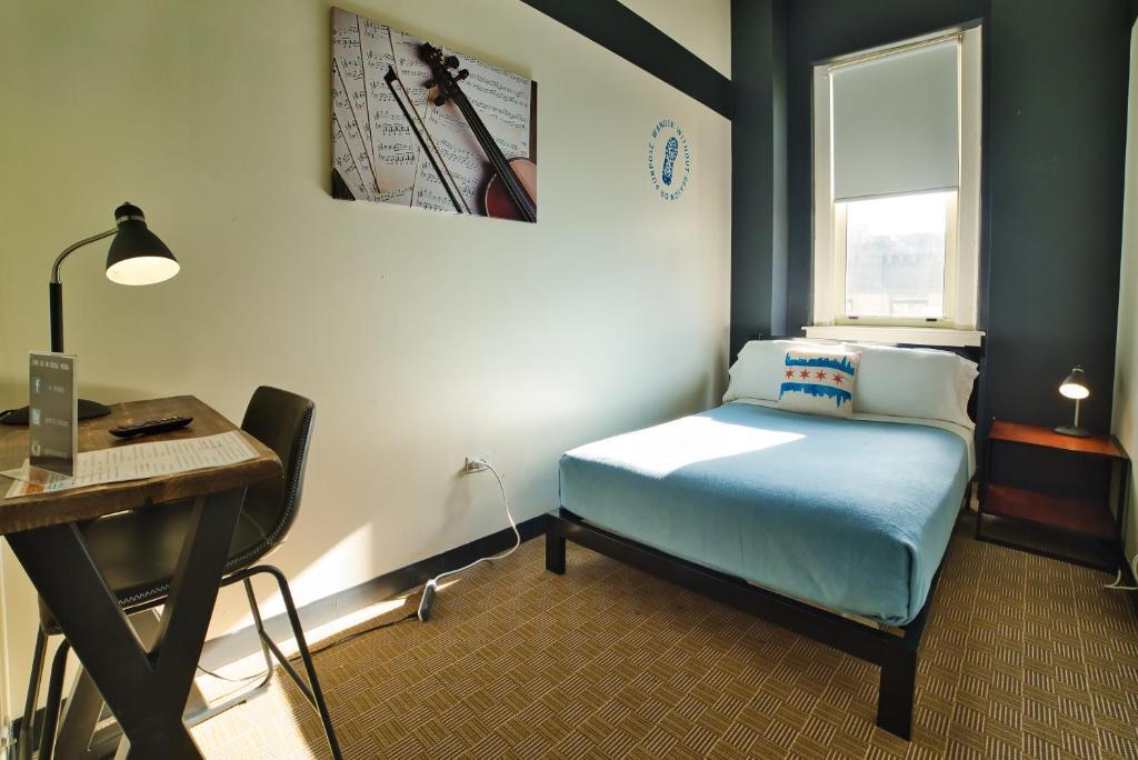 HI Chicago, The J. Ira and Nicki Harris Family Hostel by null
