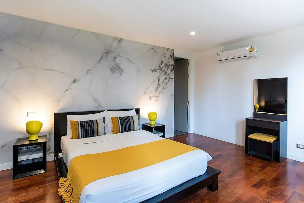 3 Bedrooms Suite with balcony and with city view