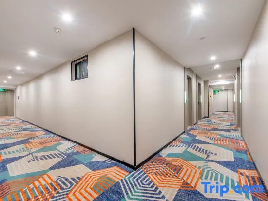 Qicheng Apartment (Changgang Subway Station Guangyi Second Hospital) in Guangzhou
