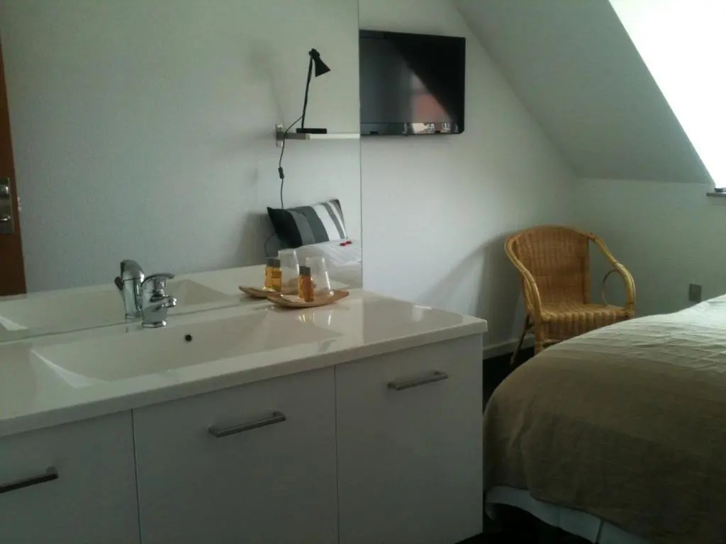 Economy Quadruple room