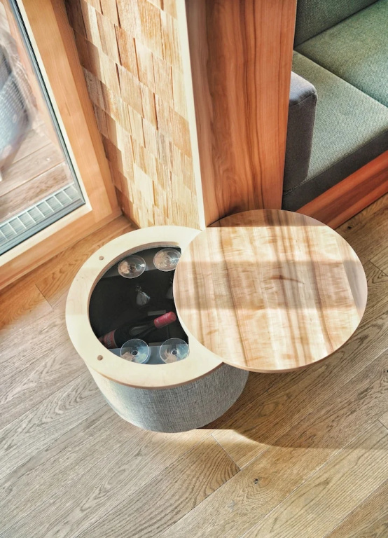 Comfort room