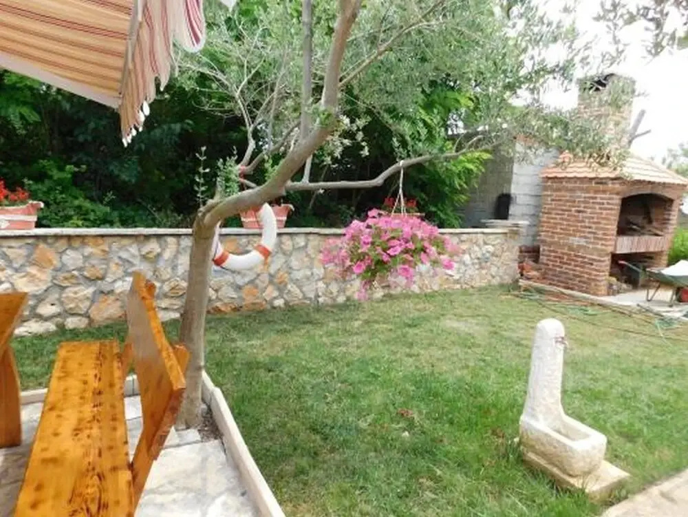 Excellent Bungalow