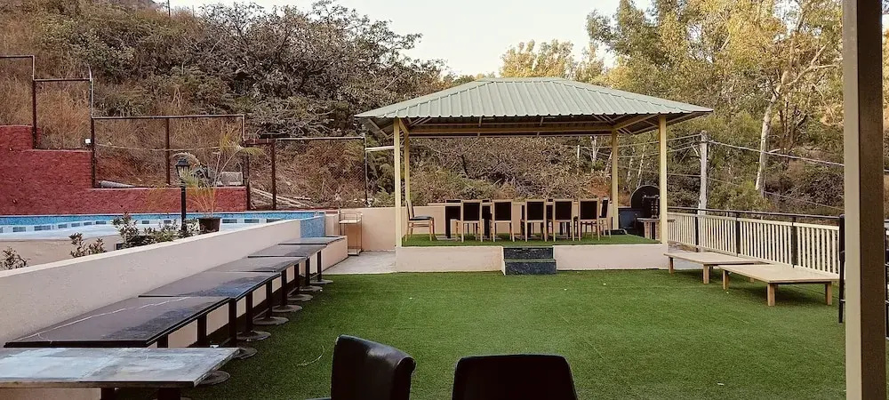 Mountain Meadows Resort