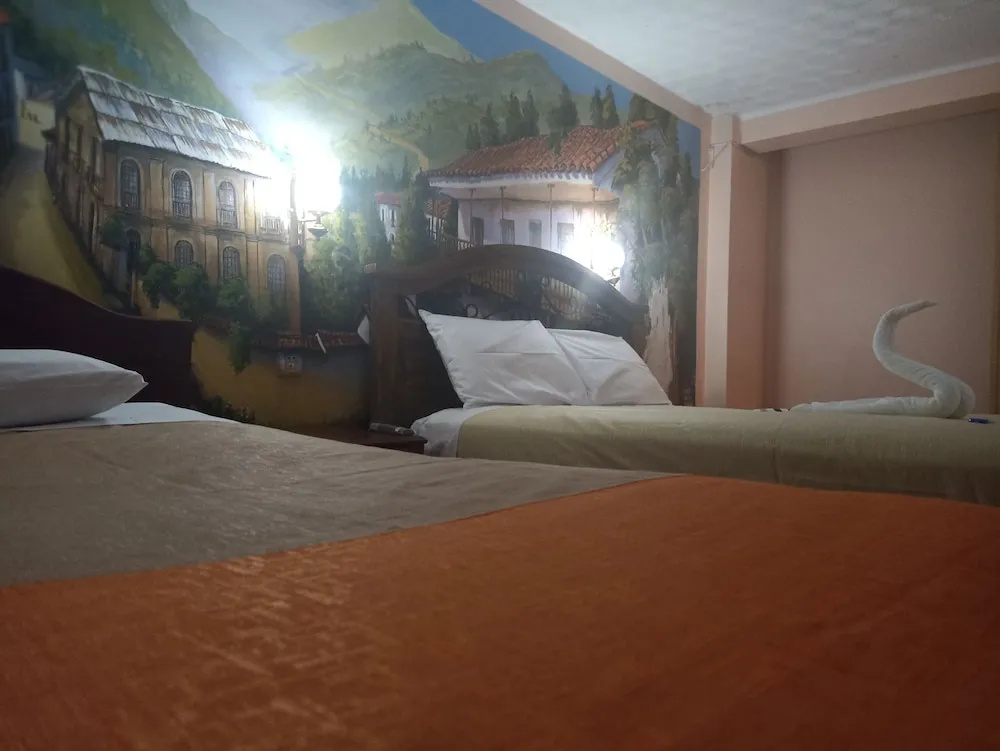 Deluxe Double room (full double bed)