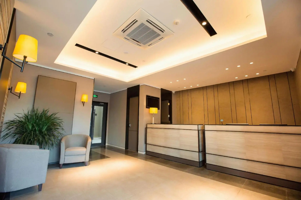 Homeinn Plus(Huhehaote Wendu City Plaza Branch)