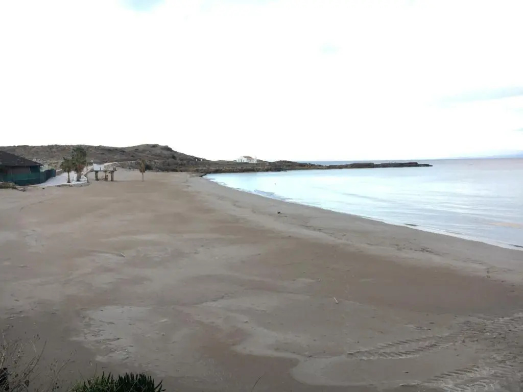 3 Bedrooms Villa beachfront