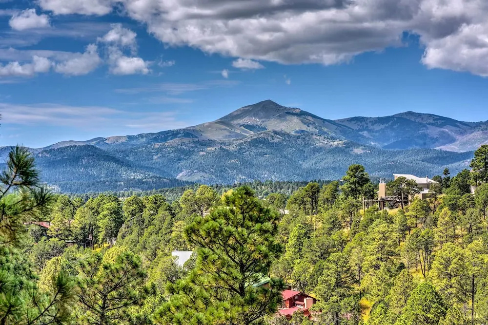 Tranquil Ruidoso Cabin w/ Private Hot Tub!