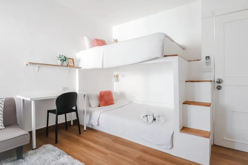 Business Double room with balcony and with garden view (twin beds)