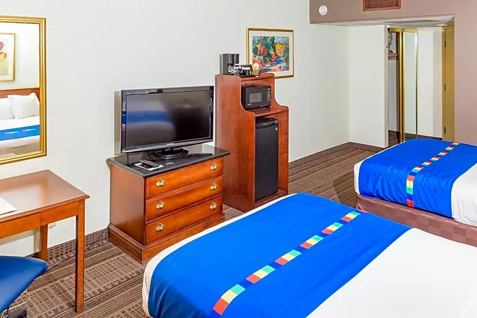 Premium Quadruple room with balcony