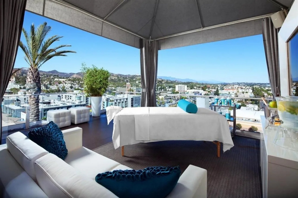 W Hollywood - 5