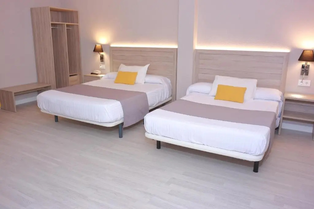 Standard Family room