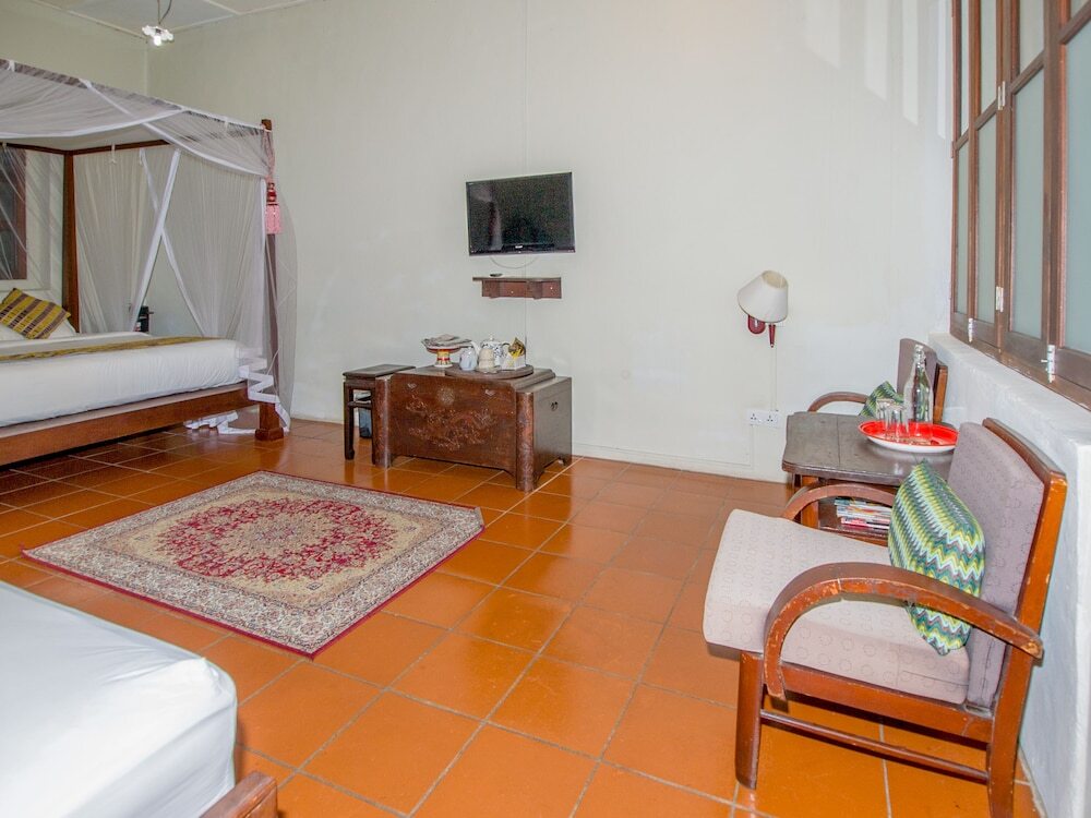 Noordin Street House
