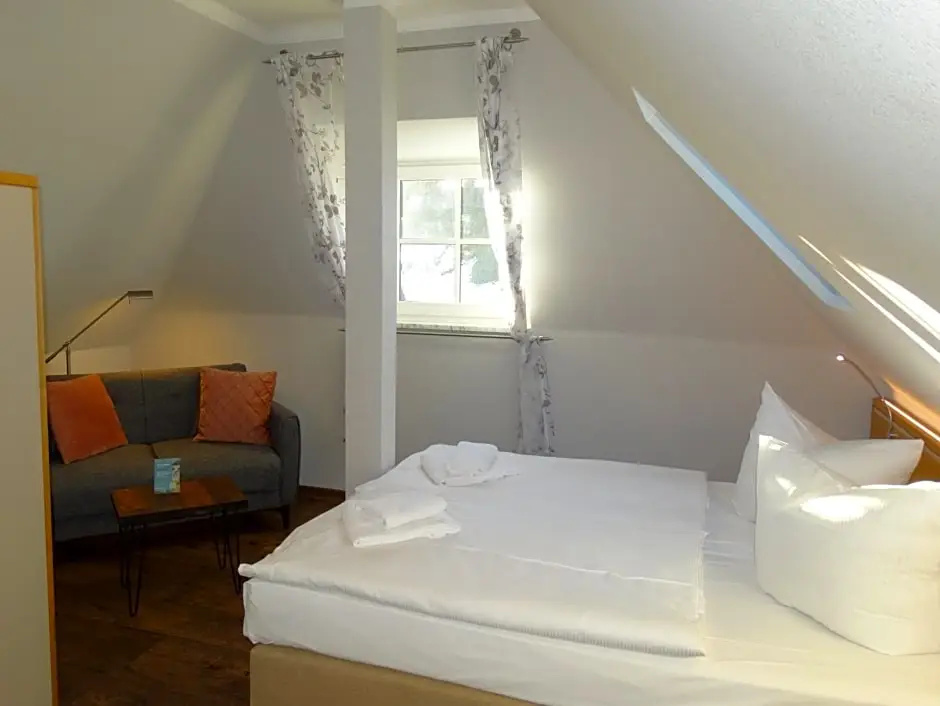 Standard room with balcony
