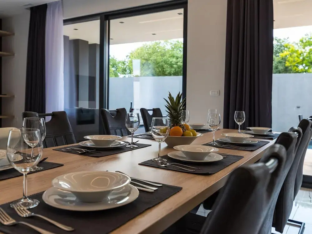 Luxury Villa With Private Indoor and Outdoor Pool
