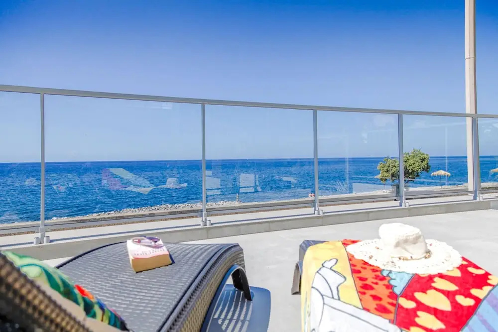 Balcony & Terrace