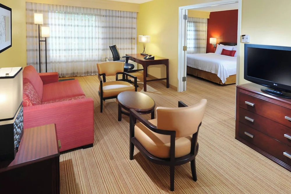 Courtyard by Marriott Houston Hobby Airport - Chambres