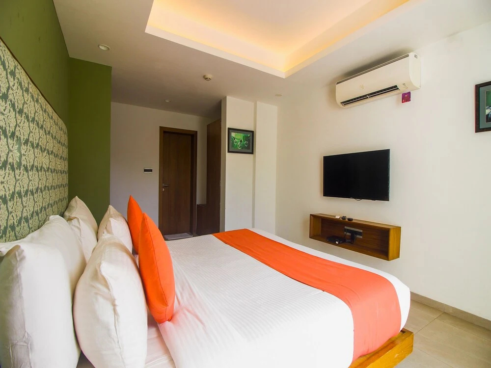 Luxury Double room (full double bed)