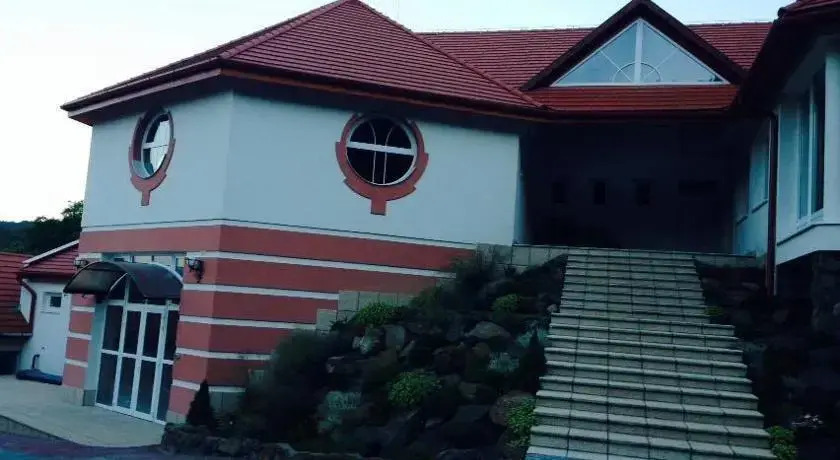 Malom Udvar - фото 3