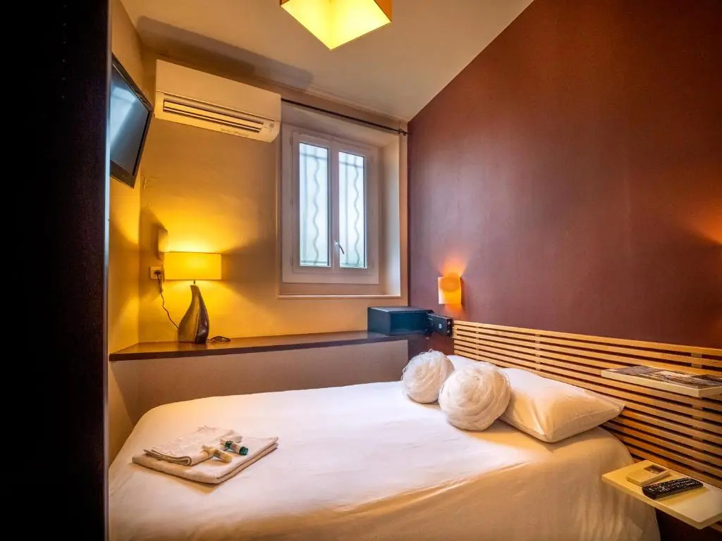 Hotel Altera Roma ( before Avignon Hôtel Monclar ) - Chambres
