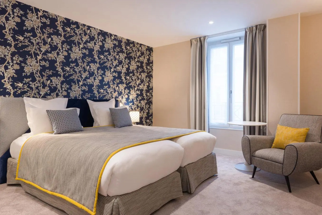Superior Double room (full double bed)