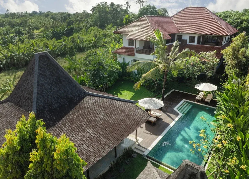Villa Tropical Svasti by Nakula