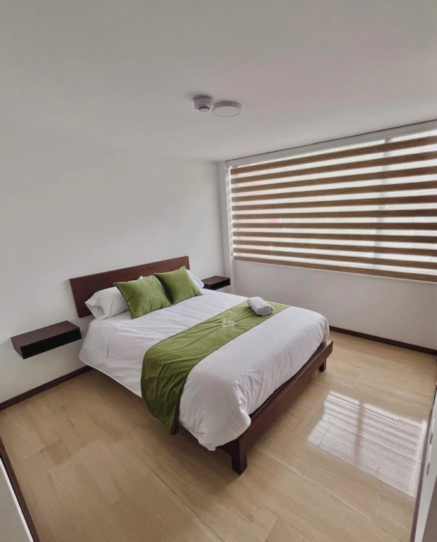 Deluxe Double room with city view (full double bed)