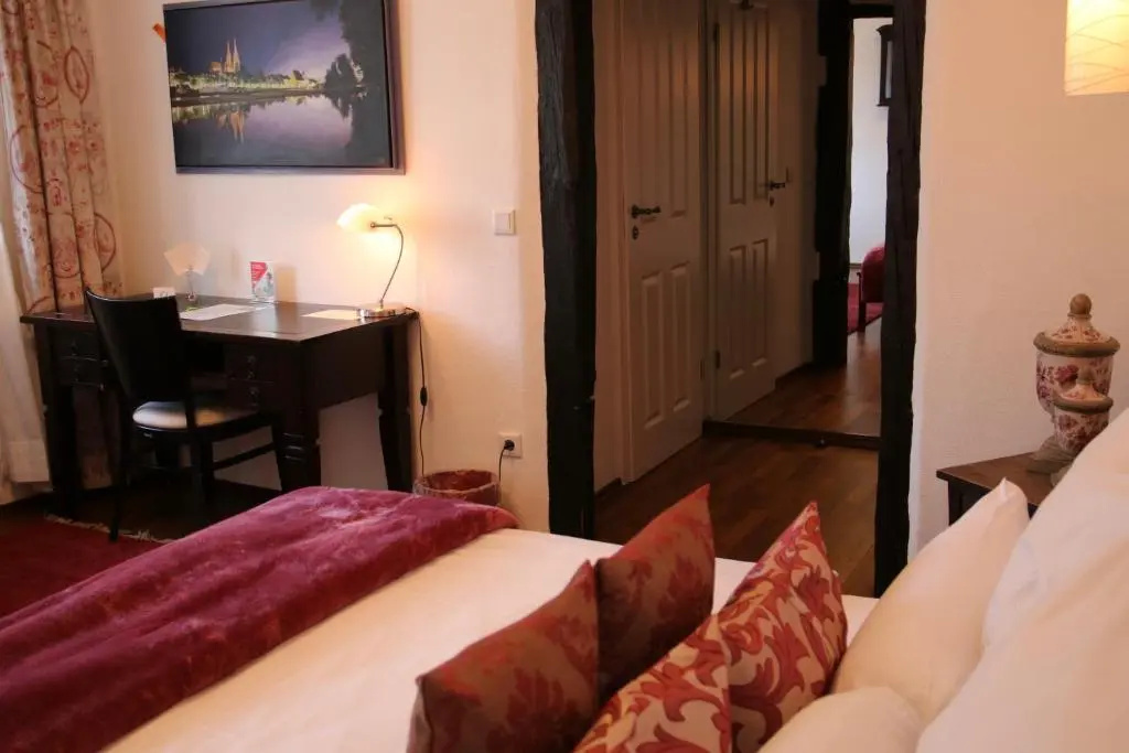 Superior Double room (full double bed)